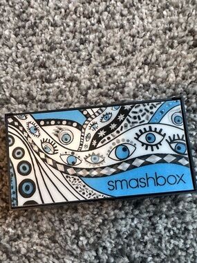 Smashbox eyeshadow